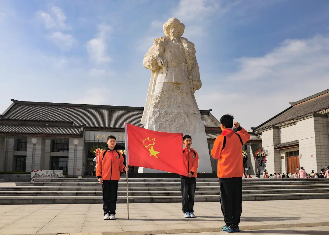 線上展｜銘記烽火鑄忠魂 藝韻傳薪頌英雄——駐馬店市紀念抗戰勝利80周年、楊靖宇將軍誕辰120周年美術書法攝影藝術展（五）