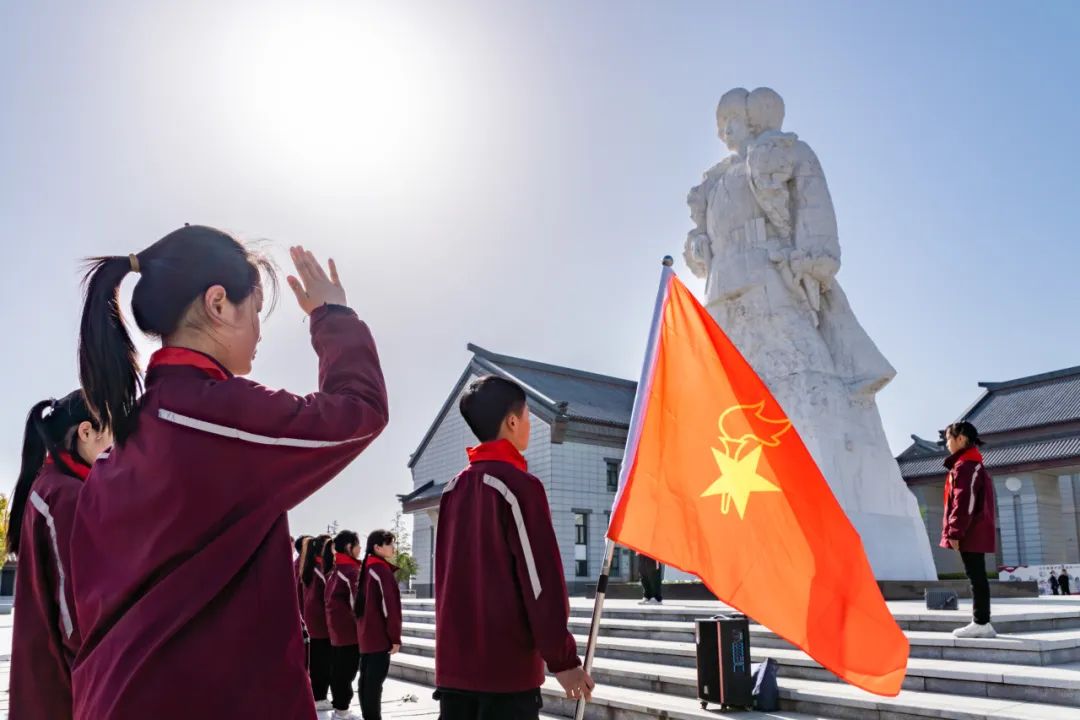 線上展｜銘記烽火鑄忠魂 藝韻傳薪頌英雄——駐馬店市紀念抗戰勝利80周年、楊靖宇將軍誕辰120周年美術書法攝影藝術展（五）
