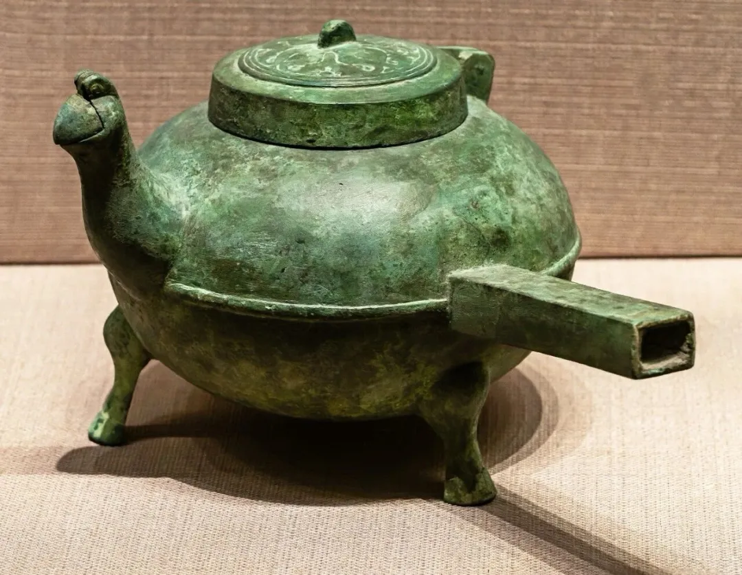 文博日歷丨一盉（hé）在手，濃淡皆適宜