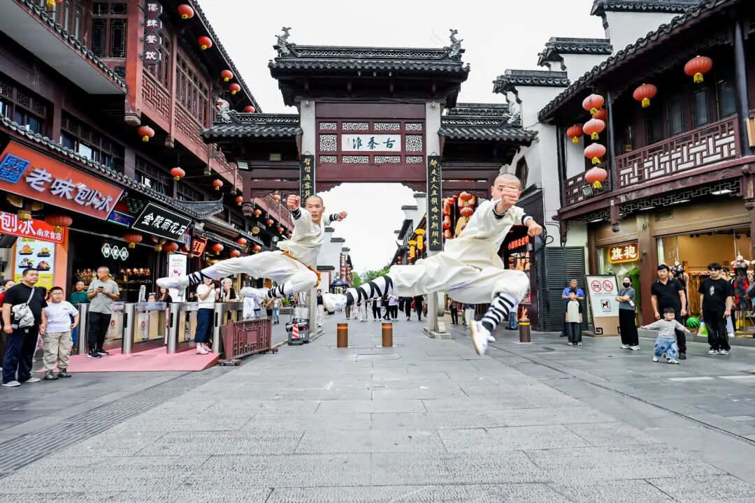 來吧，跟著功夫游中原