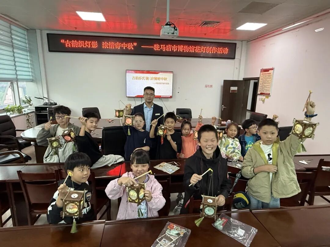 駐馬店市博物館手繪野生玩家集合，用畫(huà)筆“炸”出你的專屬風(fēng)格