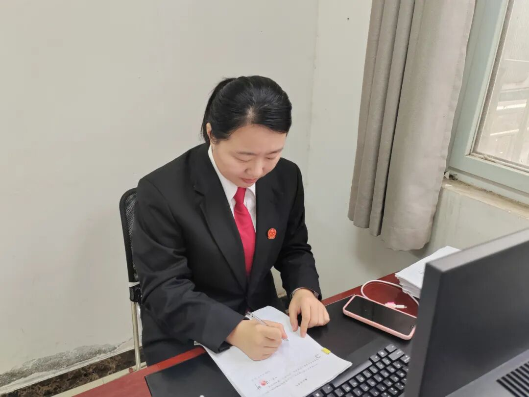 扎根基層法庭的100天:一名法院新人的淬煉之路