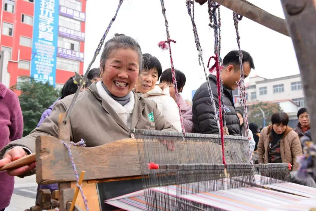 豫黔聯(lián)動(dòng)繪盛景！2025上蔡重陽節(jié)的溫暖與活力定格在這個(gè)景區(qū)