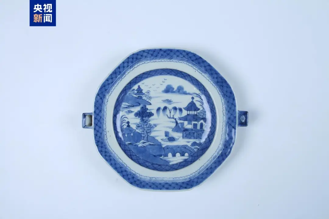 文博日歷丨冬天就要吃點熱乎的！這個可保溫的盤子不能錯過