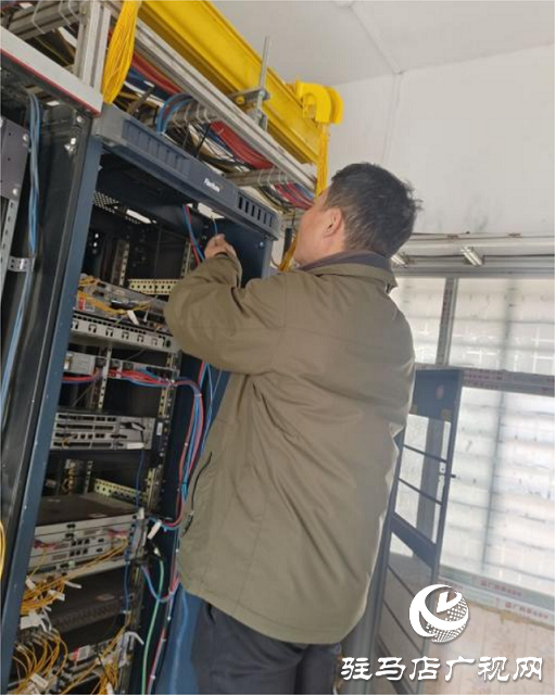 駐馬店聯(lián)通率先完成城域網雙6881 部署