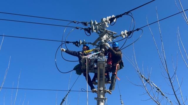 國網泌陽縣供電公司：加快電網建設 備戰迎峰度冬