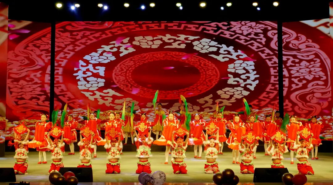 馬踏新春?星耀天中一一駐馬店市第八屆少兒春節文藝晚會開啟招募