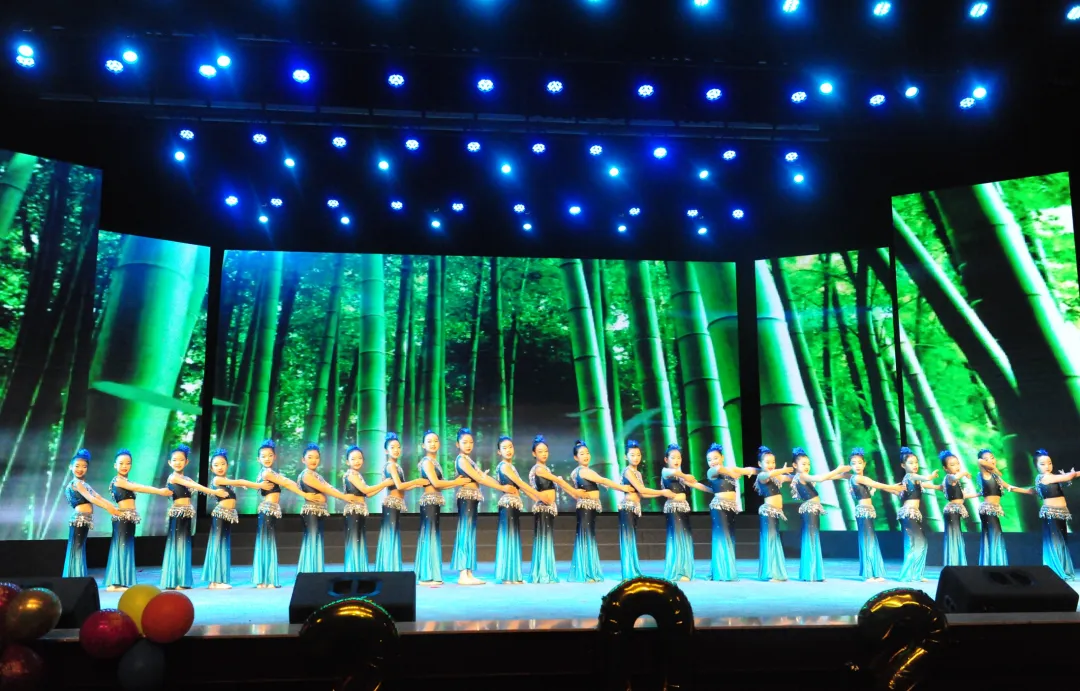 馬踏新春?星耀天中一一駐馬店市第八屆少兒春節文藝晚會開啟招募