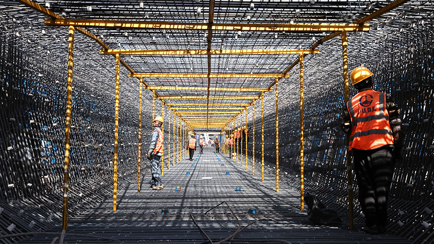 漳汕高鐵全線進入跨海大橋架梁施工階段