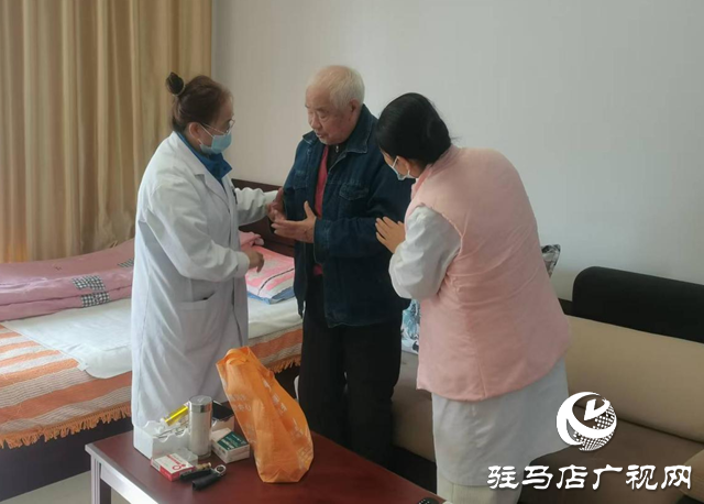驛城區(qū)養(yǎng)老機(jī)構(gòu)精細(xì)化服務(wù)護(hù)航老年人溫暖舒適過冬