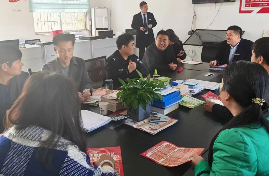 確山公安：精準發力筑防線 反詐宣傳入人心