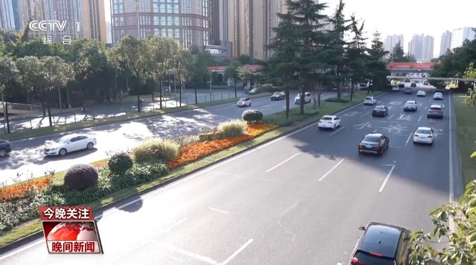 這些行為既危險(xiǎn)又違法！@機(jī)動(dòng)車駕駛?cè)?，行車安全指南?qǐng)查收