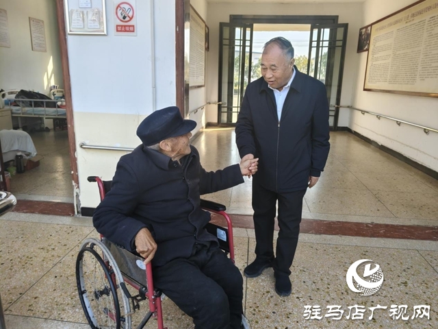 中國殘聯(lián)副主席張銀良在國際殘疾人日深入基層走訪慰問