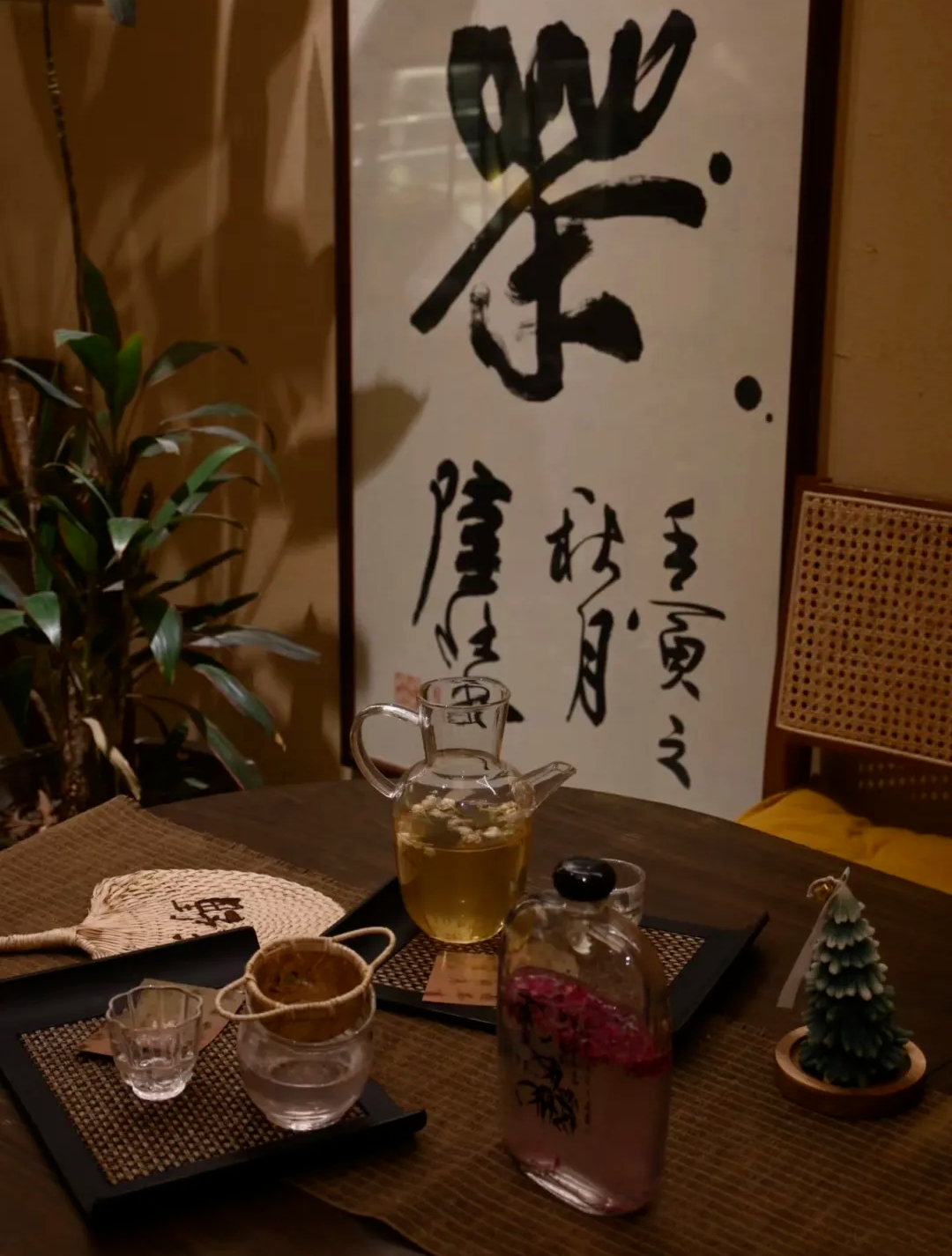 降溫了,躲進這幾家神仙咖啡館,好看好拍還好玩!