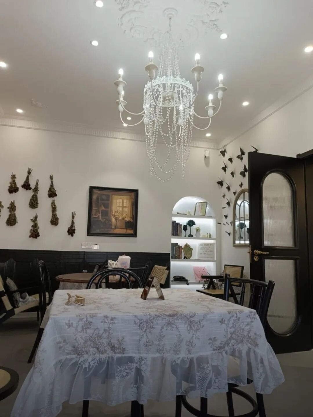 降溫了,躲進這幾家神仙咖啡館,好看好拍還好玩!