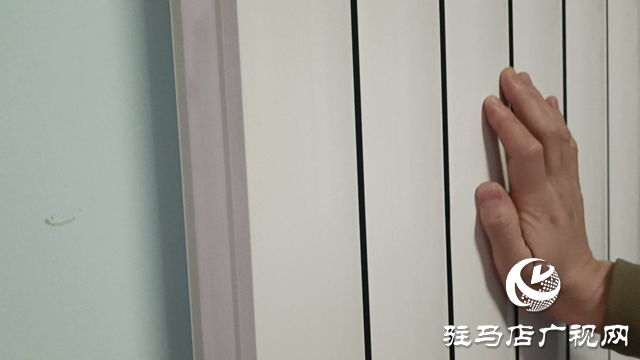 東方花都小區(qū)供暖&ldquo;降溫&rdquo; 居民急盼熱力公司解決