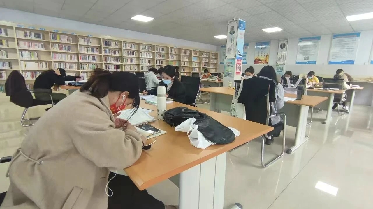 駐馬店：冬日書香暖人心